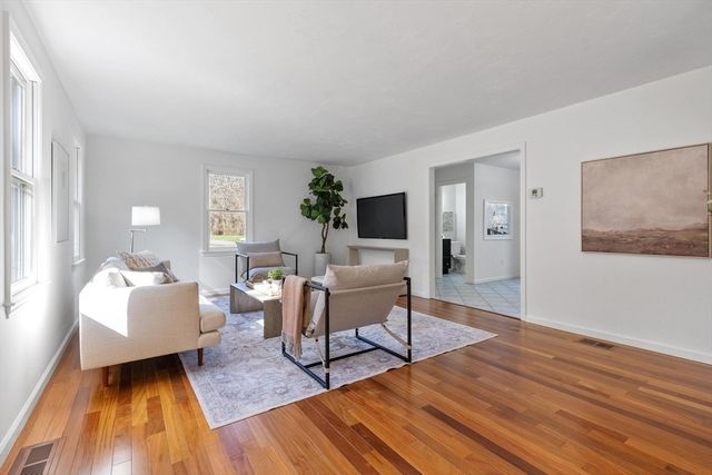 42 Sheple Lane 8, Groton, MA 01450