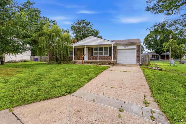 3018 James Avenue, Manhattan, KS 66502