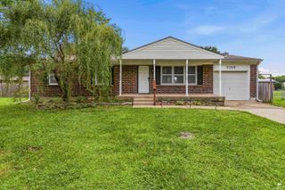 3018 James Avenue, Manhattan, KS 66502
