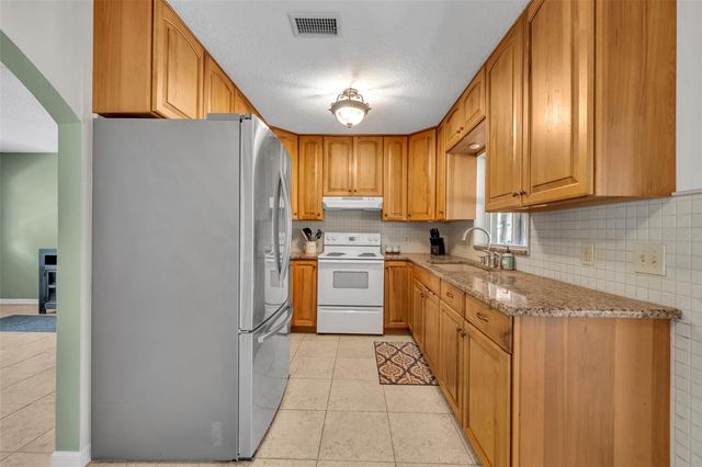 430 CYPRESS ISLES ROAD, Osteen, FL 32764