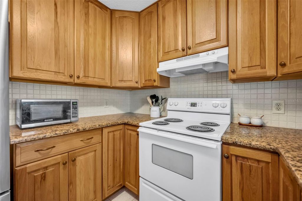 Image 15 of property listing at 430 CYPRESS ISLES ROAD, Osteen, FL 32764