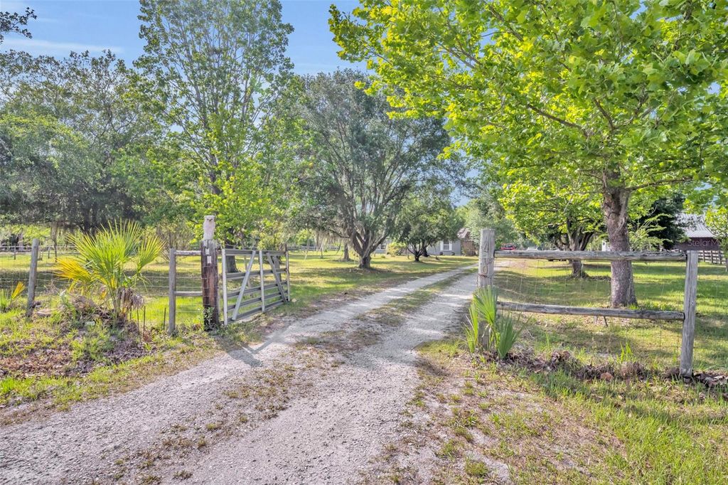 Image 32 of property listing at 430 CYPRESS ISLES ROAD, Osteen, FL 32764