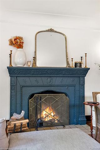 2915 Seminole Street, Detroit, MI 48214