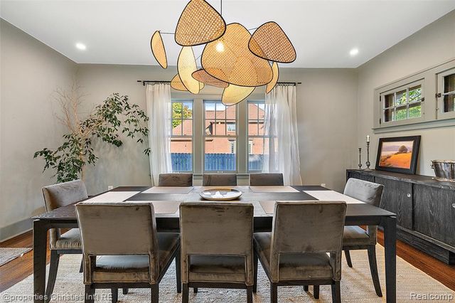 2915 Seminole Street, Detroit, MI 48214