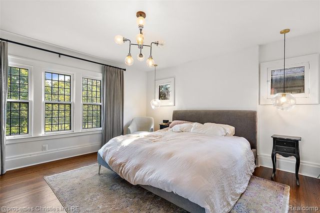 2915 Seminole Street, Detroit, MI 48214