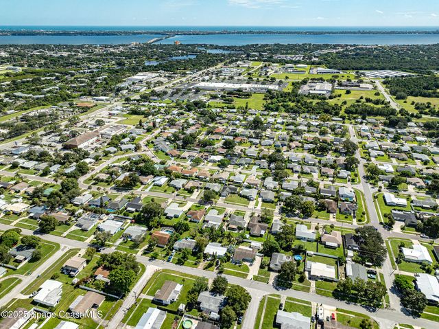 693 Ixora Drive, Melbourne, FL 32935