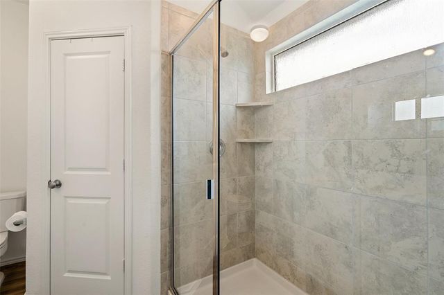 117 Wind Flower LN, Liberty Hill, TX 78642