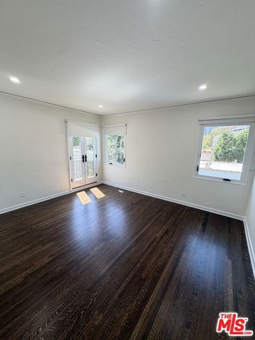 313 S Peck Drive, Beverly Hills, CA 90212
