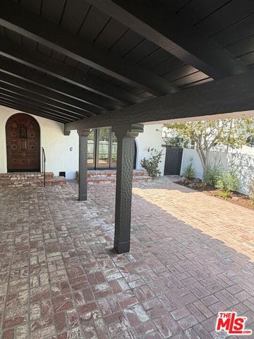 313 S Peck Drive, Beverly Hills, CA 90212