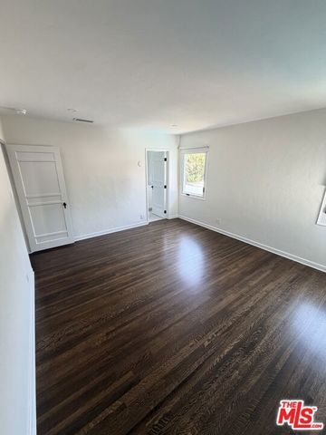 313 S Peck Drive, Beverly Hills, CA 90212