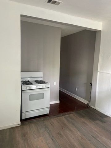 5721 Victor Street, Dallas, TX 75214