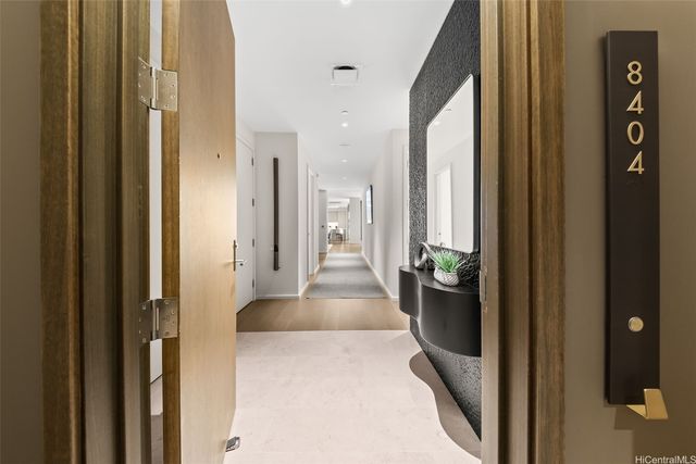 1388 Ala Moana Boulevard 8404, Honolulu, HI 96814