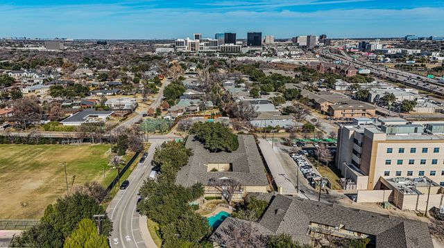 7910 Northaven Road B, Dallas, TX 75230