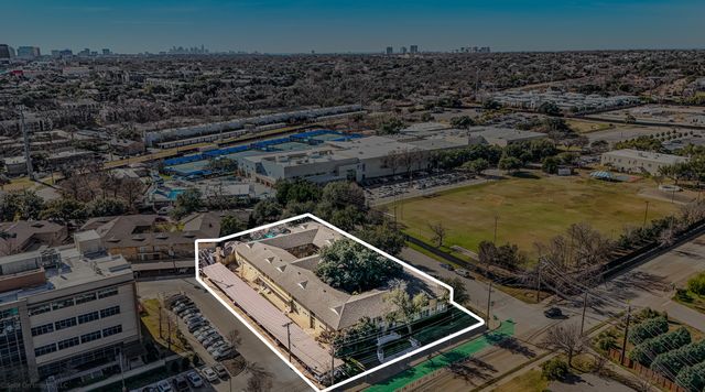 7910 Northaven Road B, Dallas, TX 75230