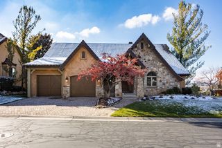 8362 S VIA RIVIERA WAY, Cottonwood Heights, UT 84093