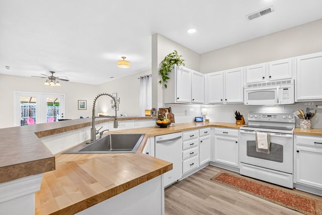 446 Stoney Field Drive, Moncks Corner, SC 29461