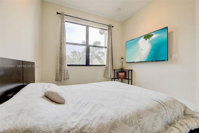 20930 NW 1st Street 0, Pembroke Pines, FL 33029