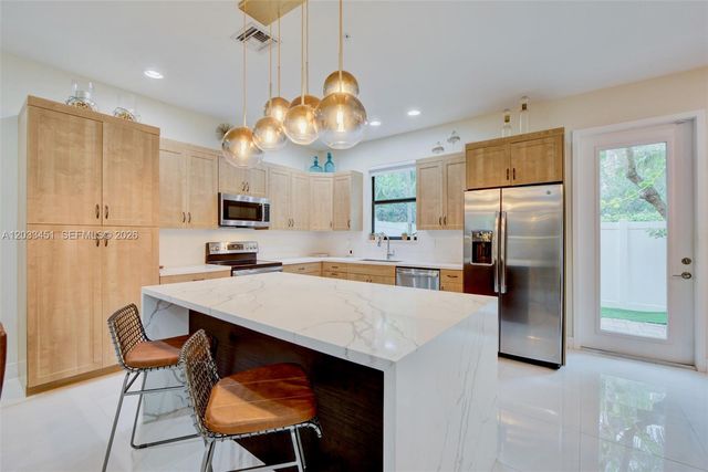 20930 NW 1st Street 0, Pembroke Pines, FL 33029