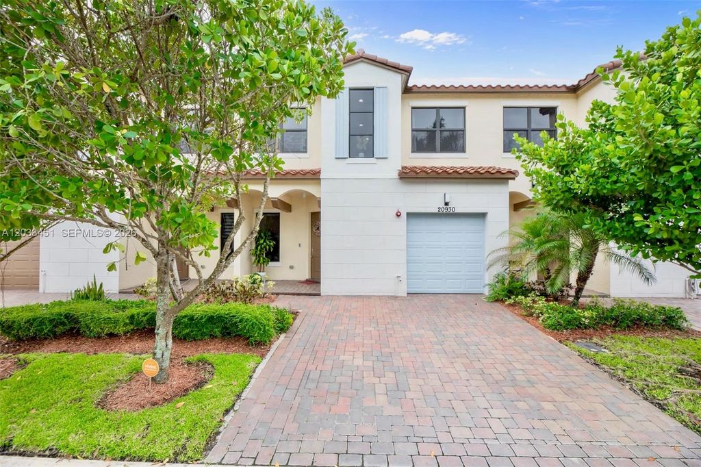 20930 NW 1st Street 0, Pembroke Pines, FL 33029
