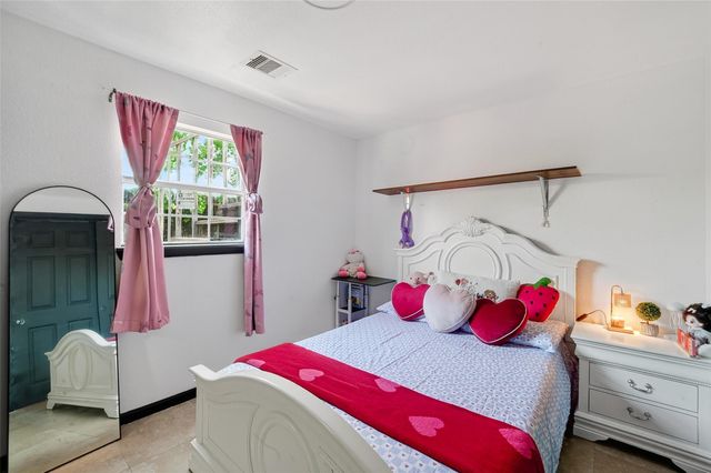 621 Elsbeth Street, Channelview, TX 77530