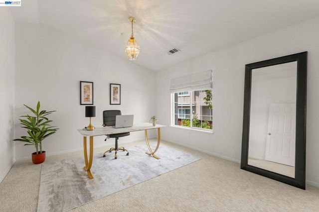 10706 Ian Ln, Dublin, CA 94568