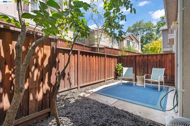 10706 Ian Ln, Dublin, CA 94568
