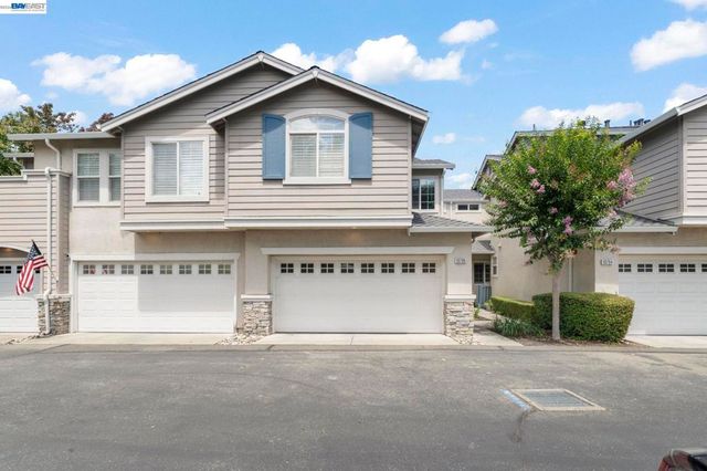 10706 Ian Ln, Dublin, CA 94568