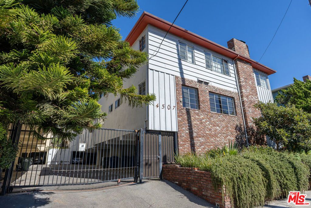 4507 Finley Avenue 1, Los Angeles, CA 90027 — photo 2