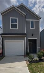 1003 Moon Drop Lane, Houston, TX 77090
