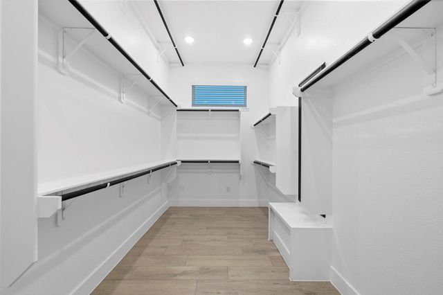 414 Lone Ranger Drive, Montgomery, TX 77316