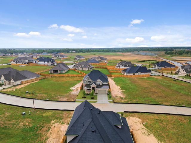 414 Lone Ranger Drive, Montgomery, TX 77316