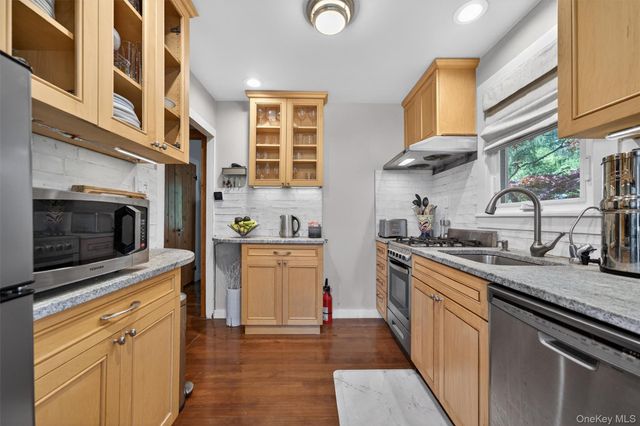 84 Blueberry Hill, Greenwood Lake, NY 10925