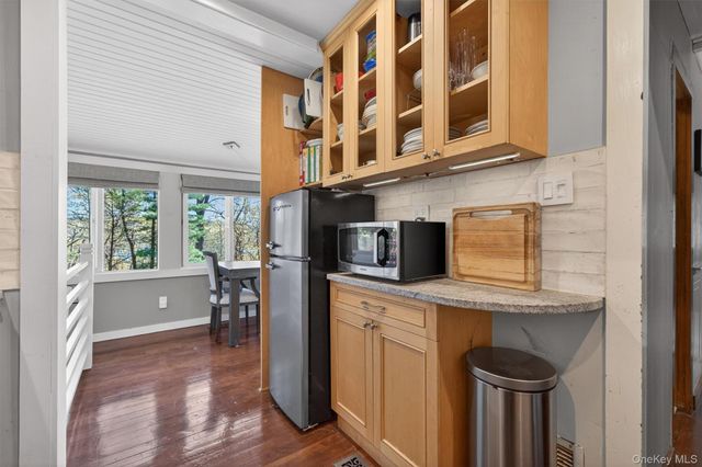 84 Blueberry Hill, Greenwood Lake, NY 10925