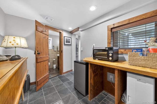 84 Blueberry Hill, Greenwood Lake, NY 10925