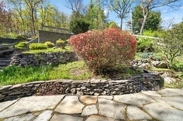84 Blueberry Hill, Greenwood Lake, NY 10925