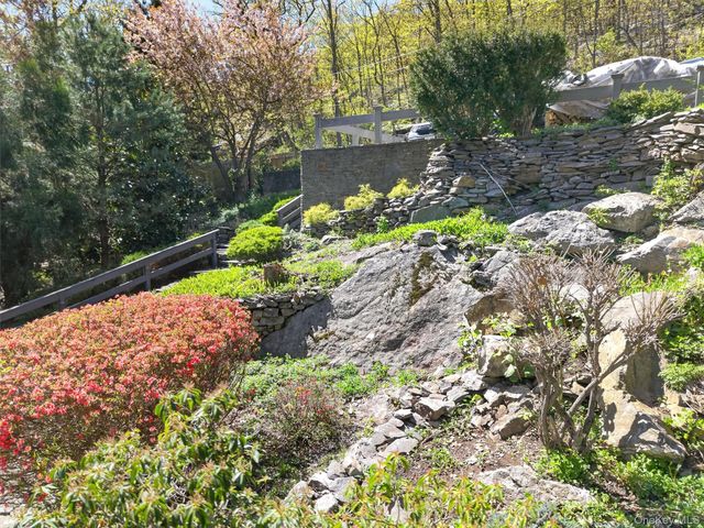 84 Blueberry Hill, Greenwood Lake, NY 10925