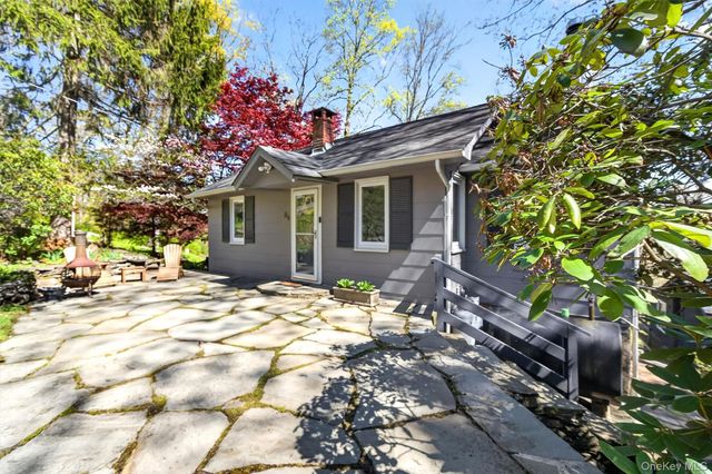 84 Blueberry Hill, Greenwood Lake, NY 10925