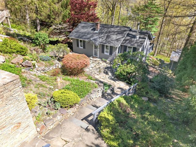 84 Blueberry Hill, Greenwood Lake, NY 10925