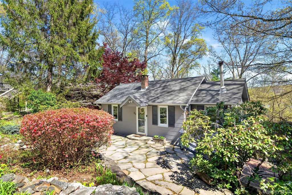 84 Blueberry Hill, Greenwood Lake, NY 10925