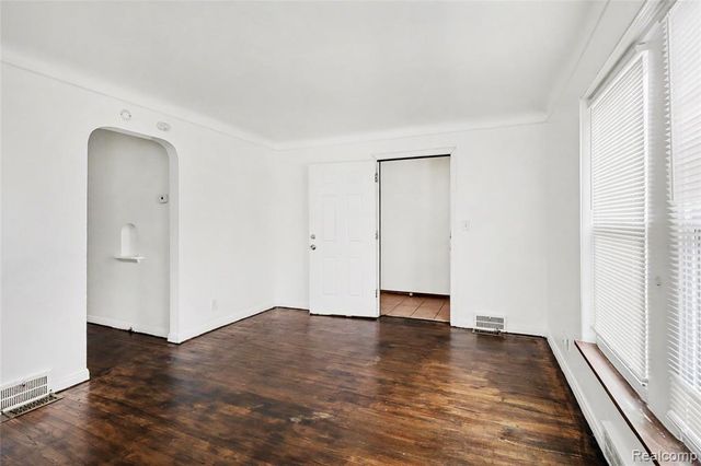 13364 Corbett Street, Detroit, MI 48213