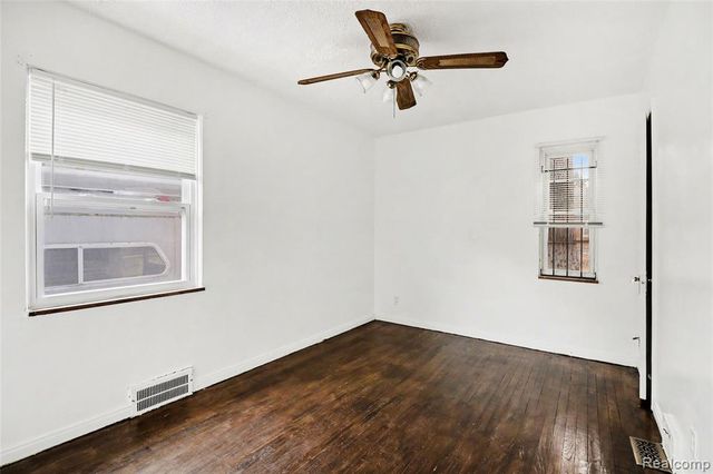 13364 Corbett Street, Detroit, MI 48213