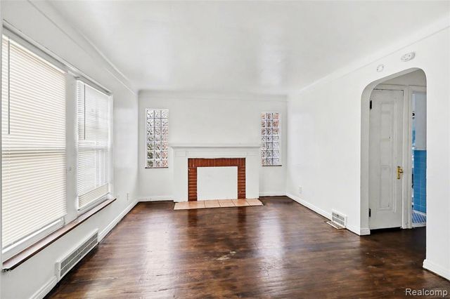 13364 Corbett Street, Detroit, MI 48213