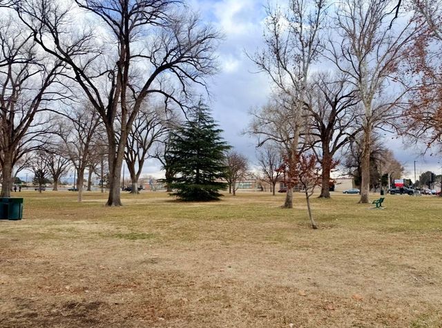 7902 Morrow Avenue NE, Albuquerque, NM 87110