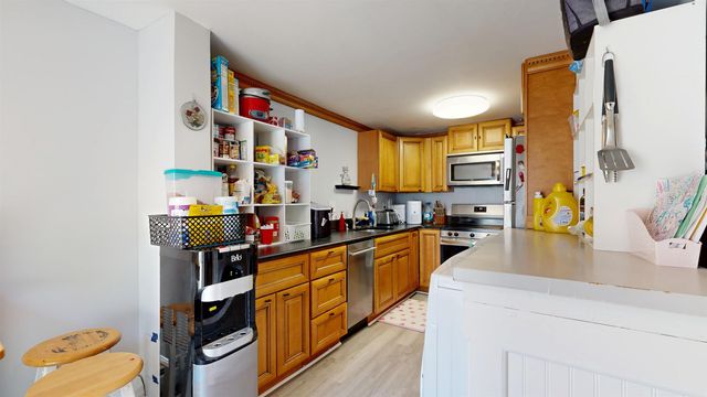 15 Hemlock Forest, Dover, NH 03801