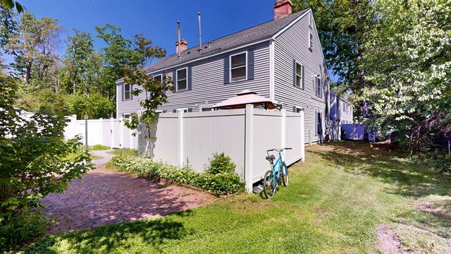 15 Hemlock Forest, Dover, NH 03801