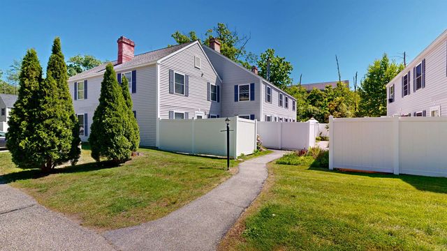 15 Hemlock Forest, Dover, NH 03801