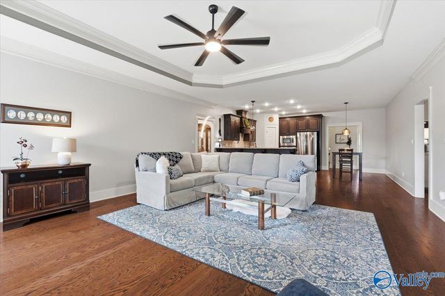 63 Walnut Cove Boulevard SW, Huntsville, AL 35824