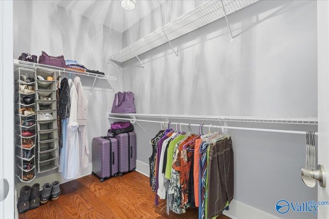 63 Walnut Cove Boulevard SW, Huntsville, AL 35824