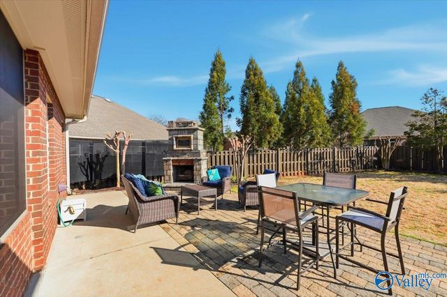 63 Walnut Cove Boulevard SW, Huntsville, AL 35824