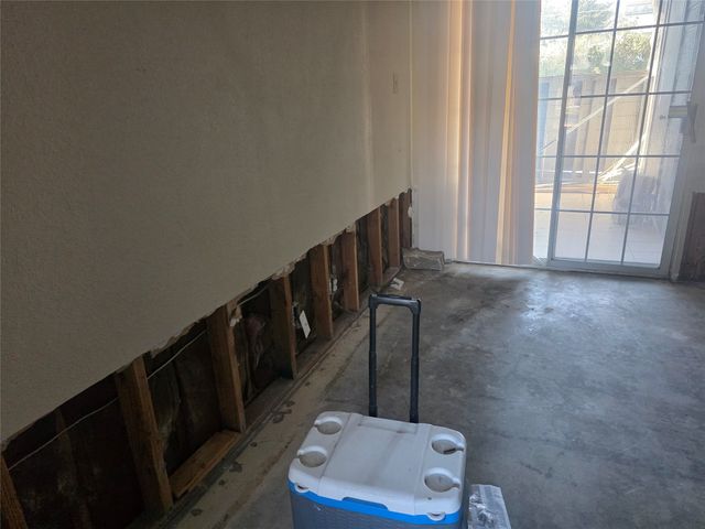 12480 abrams 103, Dallas, TX 75243
